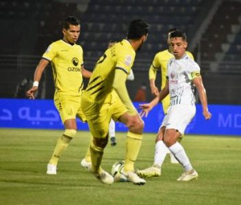الدفاع الجديدي يتعثر بالديار أمام المغرب الفاسي