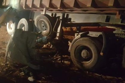 وفاة رجل وزوجته وابنيه في حادثة سير