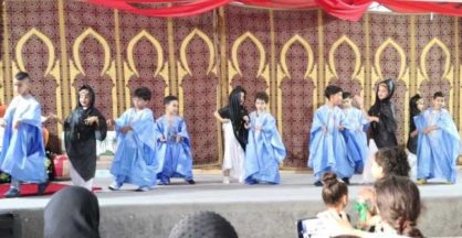 أطفال “جورج كلود” يشاركون في عرس مغربي بمناسبة نهاية الموسم الدراسي